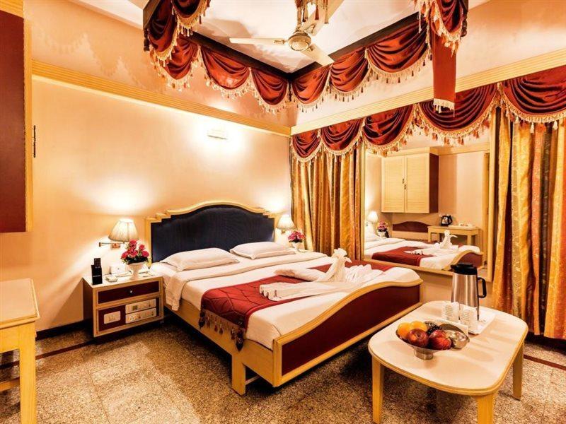 Sree Bharani Hotels Tirunelveli Exterior foto