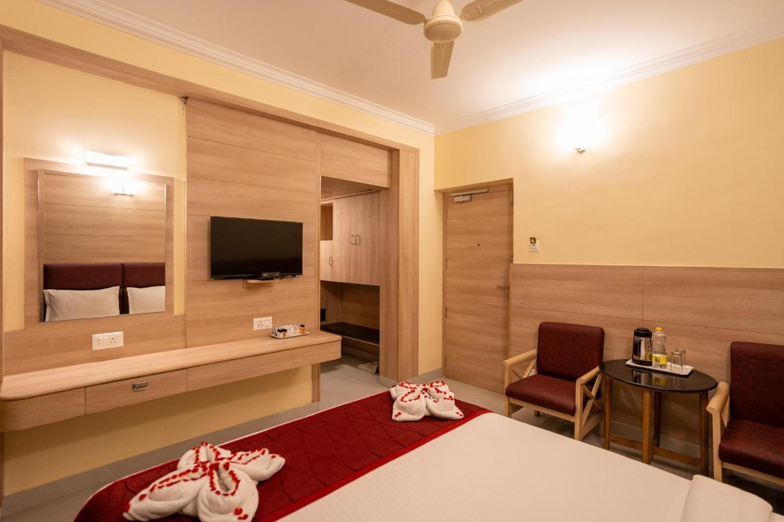 Sree Bharani Hotels Tirunelveli Exterior foto